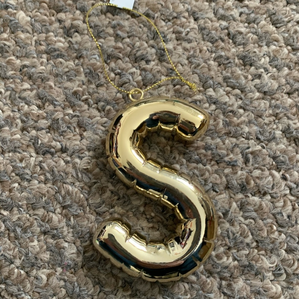 Macy’s Holiday Lane S Balloon Ornament